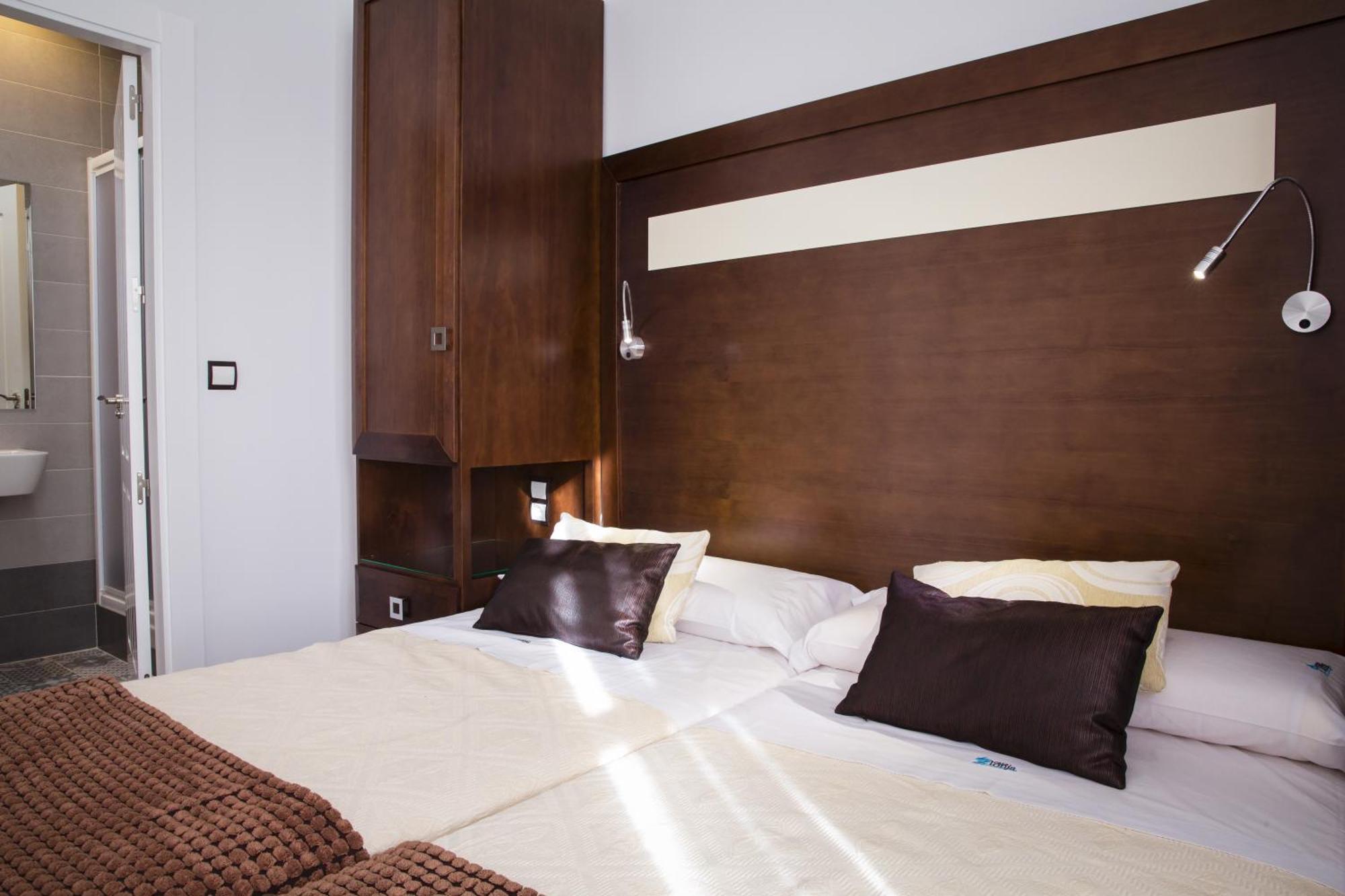 Apartamentos Casa de la Lonja Granada Habitación foto